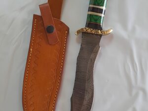 Handmade Damascus Hunting Fixed Knife with Leather Sheath Green Wood and Brass Handle